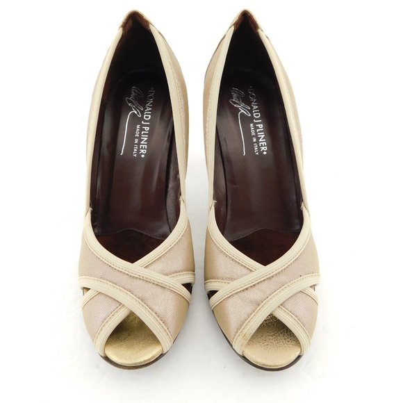 Unworn DONALD PLINER Beige Shimmer Gold Pumps 6.5 - Picture 3 of 10